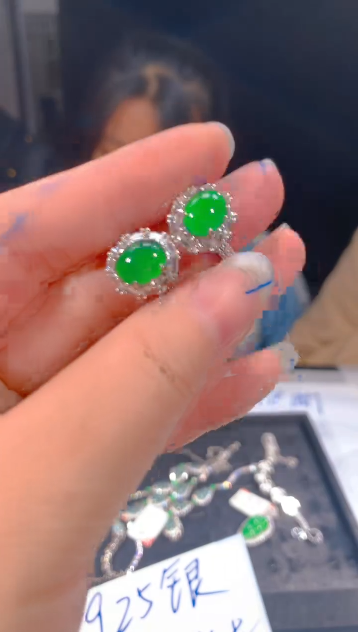 【闪购商品】定制翡翠未镶嵌51多样性发货（发其一）