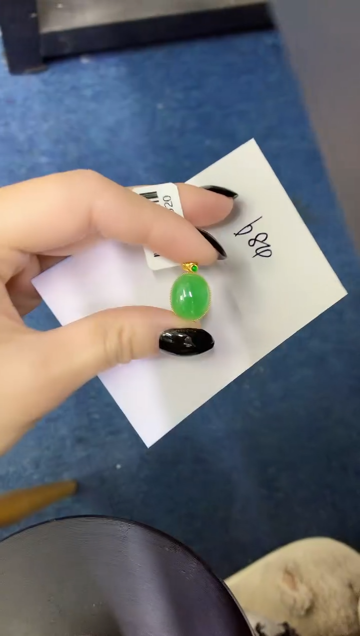 【闪购商品】翡翠颈饰18K金镶嵌0000000000