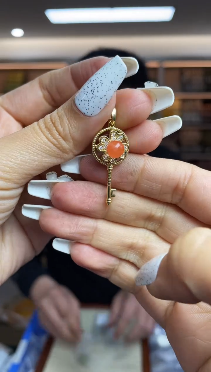 【闪购商品】南红玛瑙·未镶嵌多样性发一件