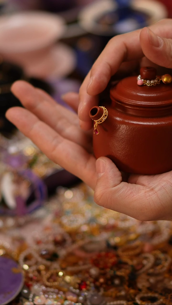 【闪购商品】摆件红色壶嘴红色壶嘴