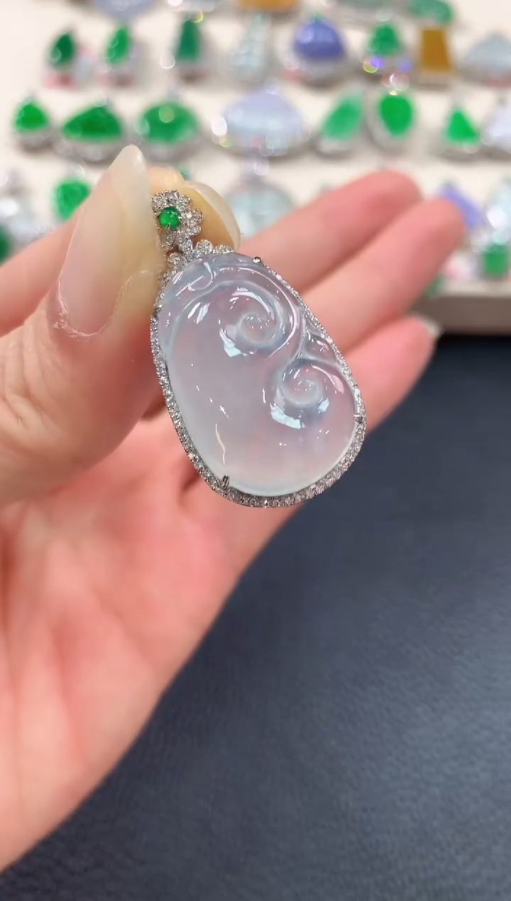 【闪购商品】翡翠吊坠(不含链)18K金镶嵌b57       