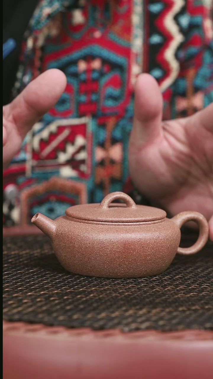 【闪购商品】紫砂桃花泥8号大彬诗意150CC微微暇