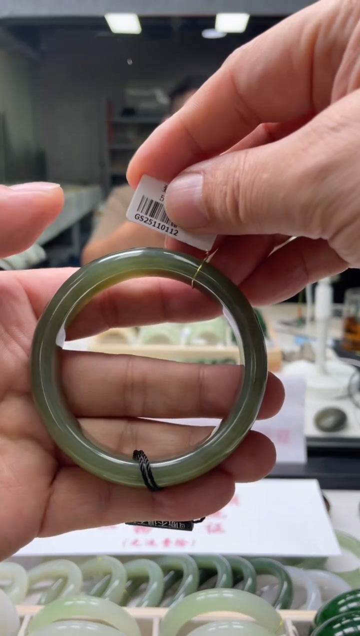 【闪购商品】和田玉手镯未镶嵌编码0112 圈口58-59