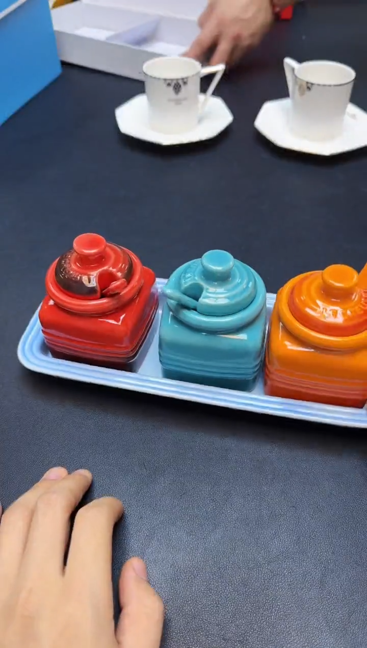 【闪购商品】瓷片全新正品一件不留@@H167