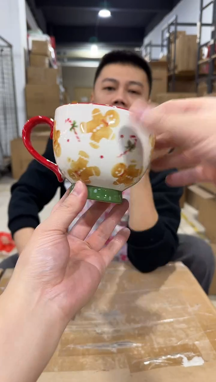 瓷片姜饼人咖啡杯