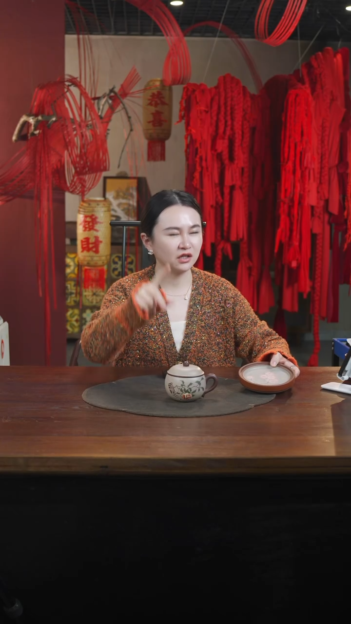【闪购商品】紫砂茶叶罐蟾钮定窑白大肚盖杯泥绘石榴刻有福