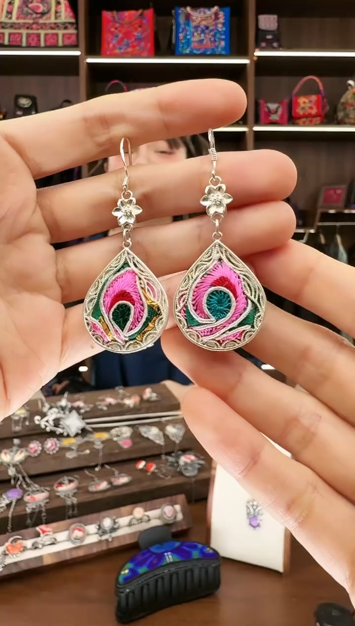 【闪购商品】织绣67蚩梦苗族古绣