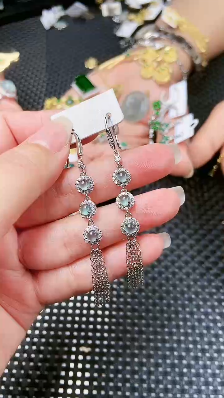 【闪购商品】翡翠耳饰未镶嵌1111111111