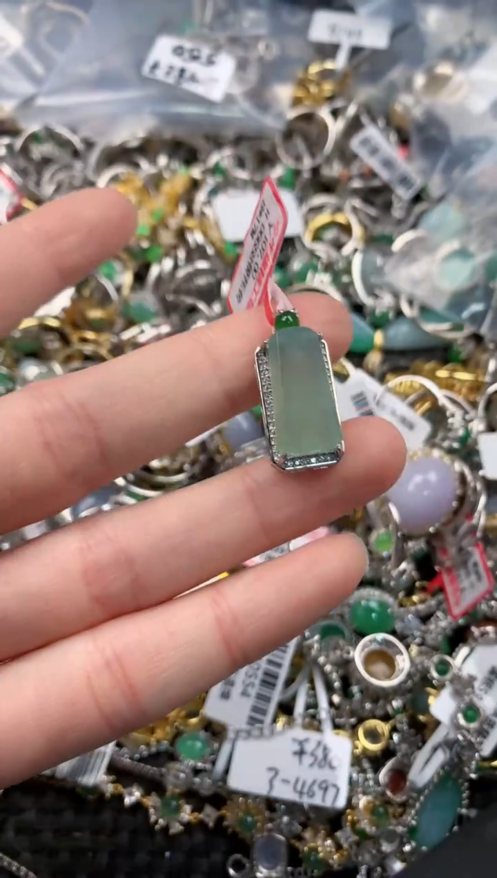 银S925镶嵌戒指翡翠111         8