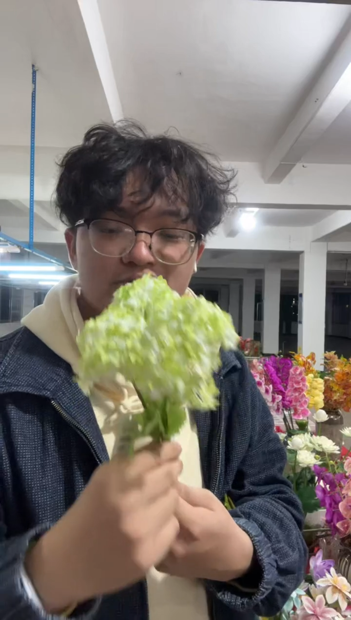 【闪购商品】仿真花朵木绣花5束