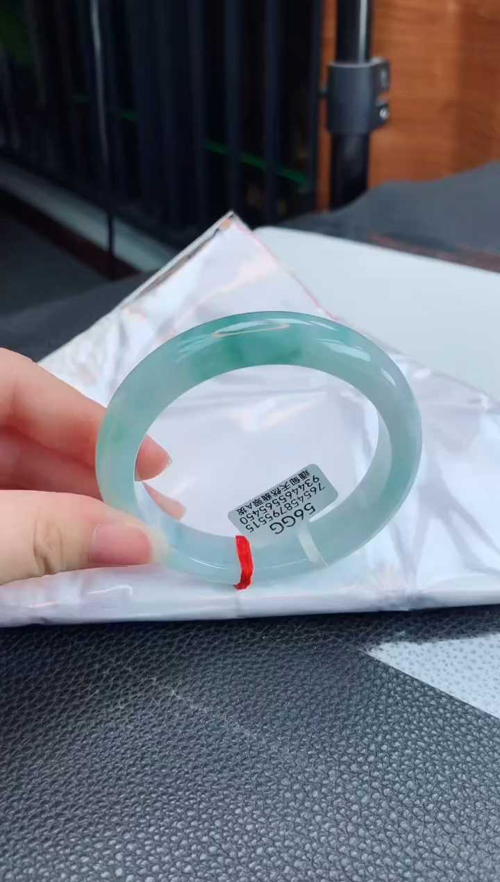 【闪购商品】翡翠手镯未镶嵌缅甸天然翡翠A货手镯
