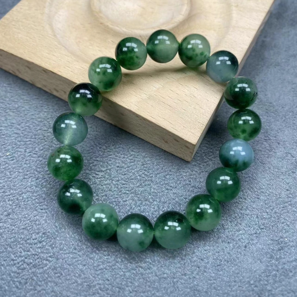 F75乌鸡飘花12mm手串经典精品时尚气质百搭情侣款多样性发其一