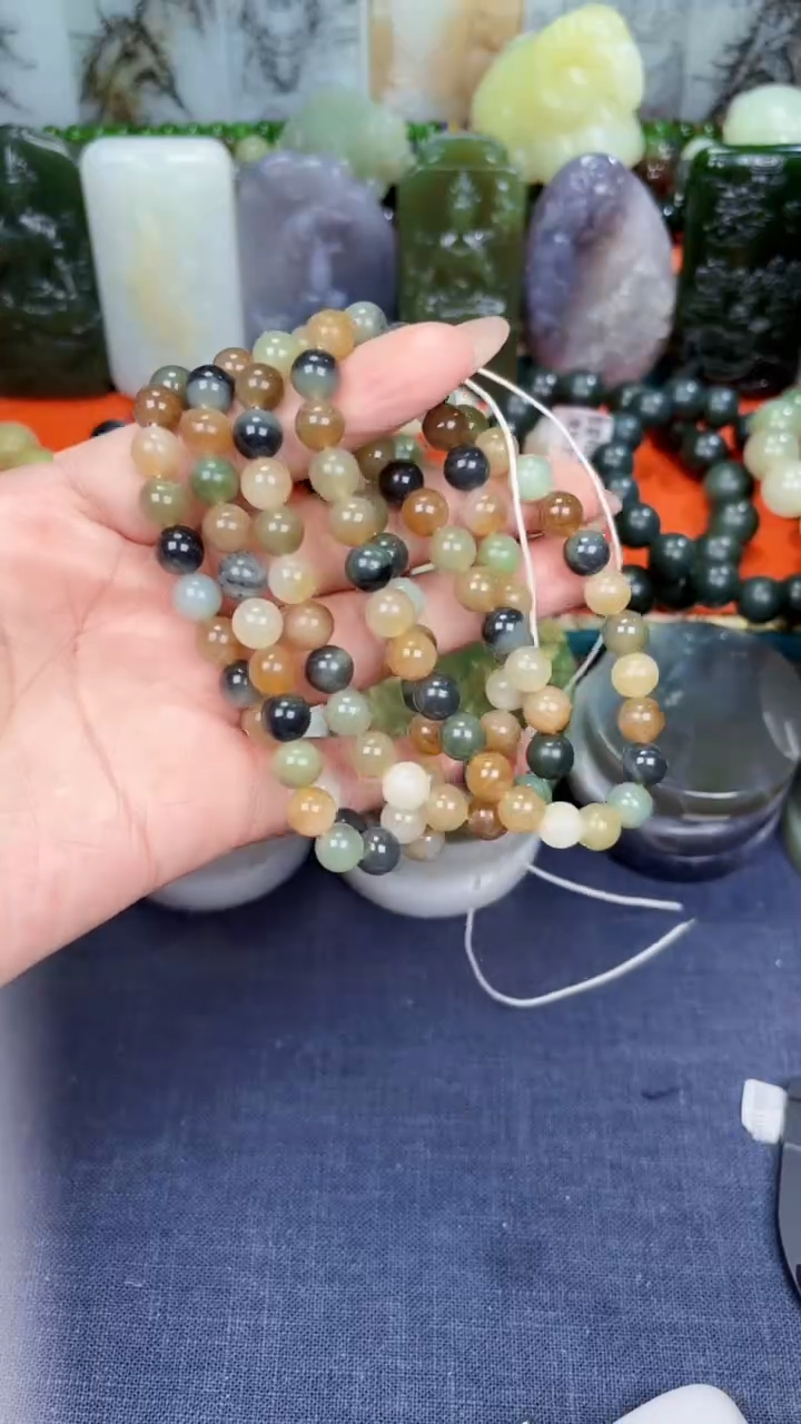 颈饰未镶嵌和田玉和田玉