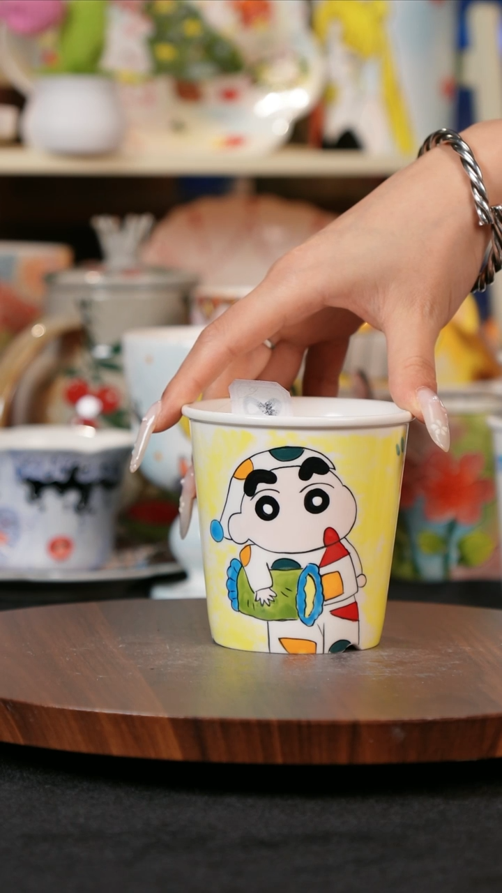 【闪购商品】景德镇手工手绘高温釉下彩陶瓷杯