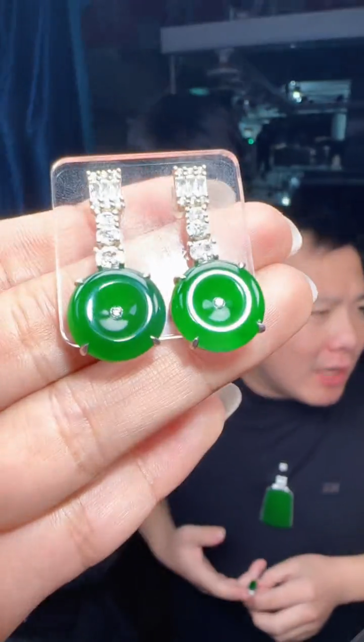 未镶嵌定制翡翠翡翠耳环69