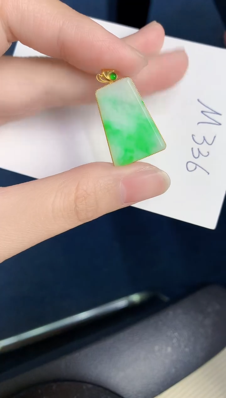 【闪购商品】翡翠颈饰18K金镶嵌000000000