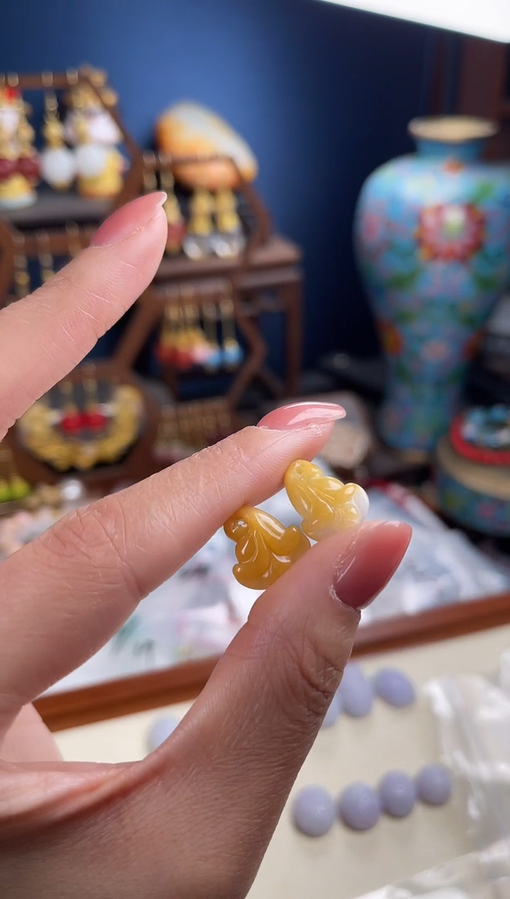 未镶嵌挂件翡翠b****u，122416