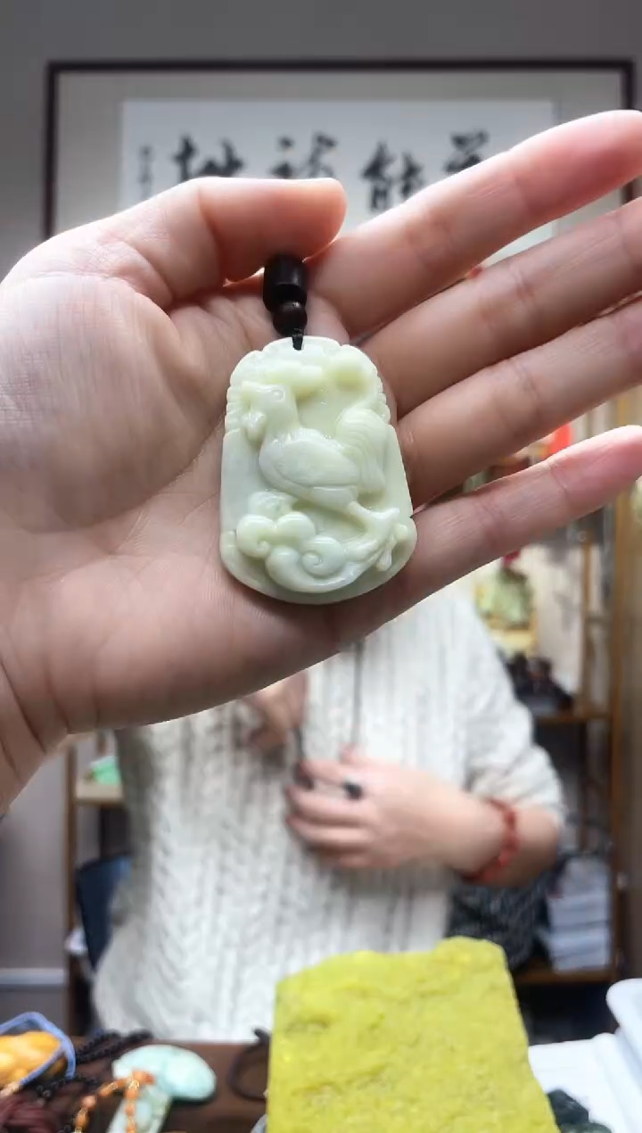 未镶嵌岫玉吊坠·