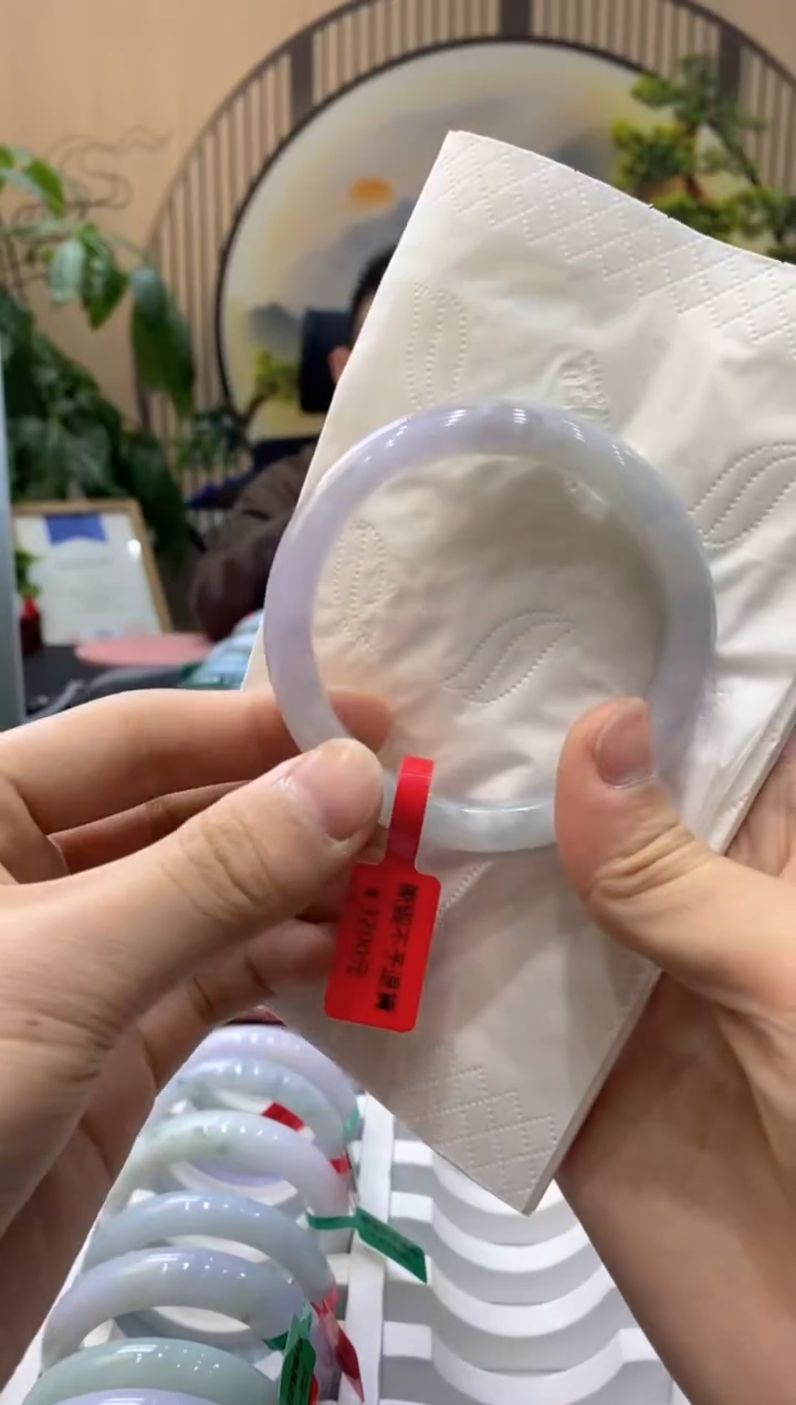 【闪购商品】翡翠手镯未镶嵌000011589