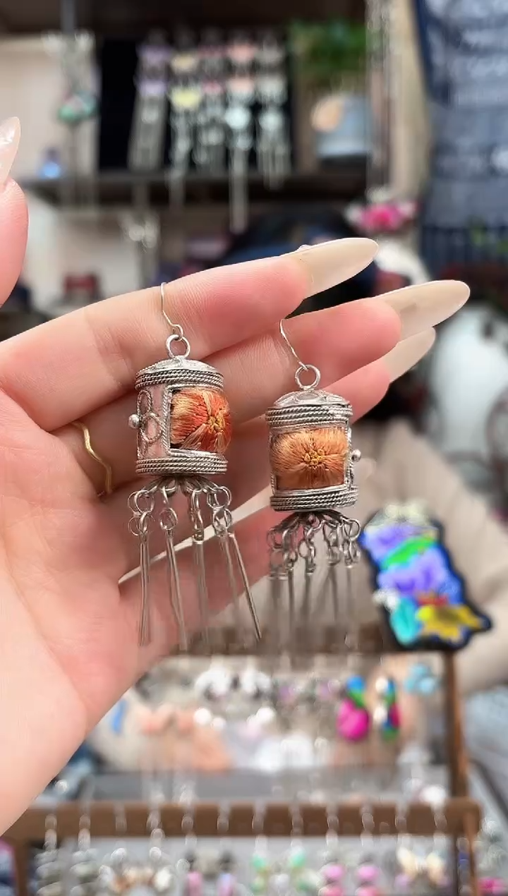 织绣 民族风非遗老绣饰品536