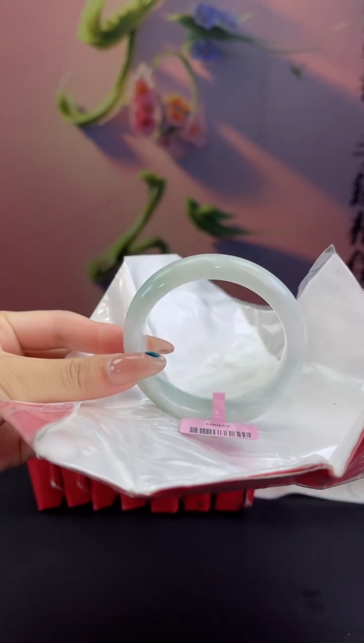 翡翠未镶嵌手镯翡翠手镯(微瑕）8