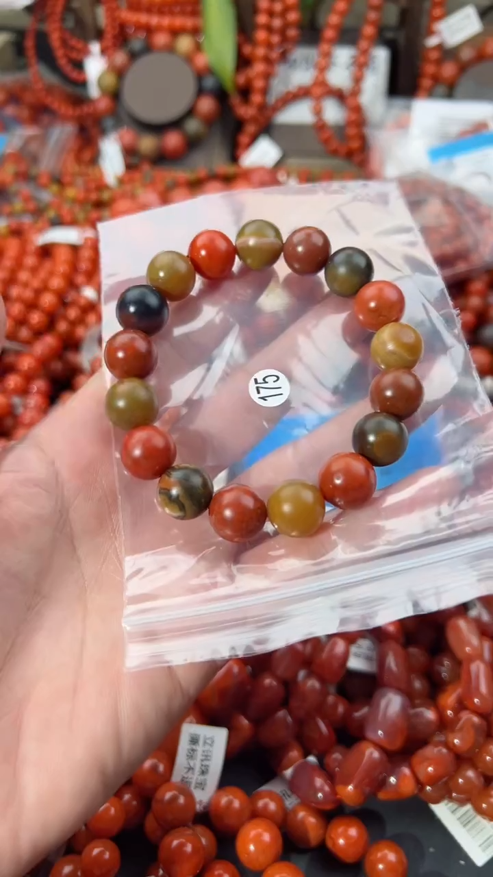 【闪购商品】南红玛瑙手串未镶嵌12+