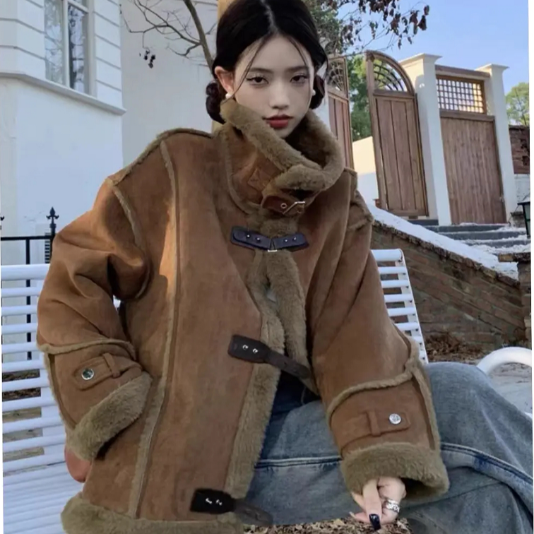 2185皮扣立领美拉德皮毛一体短外套女冬季新款宽松气质上衣