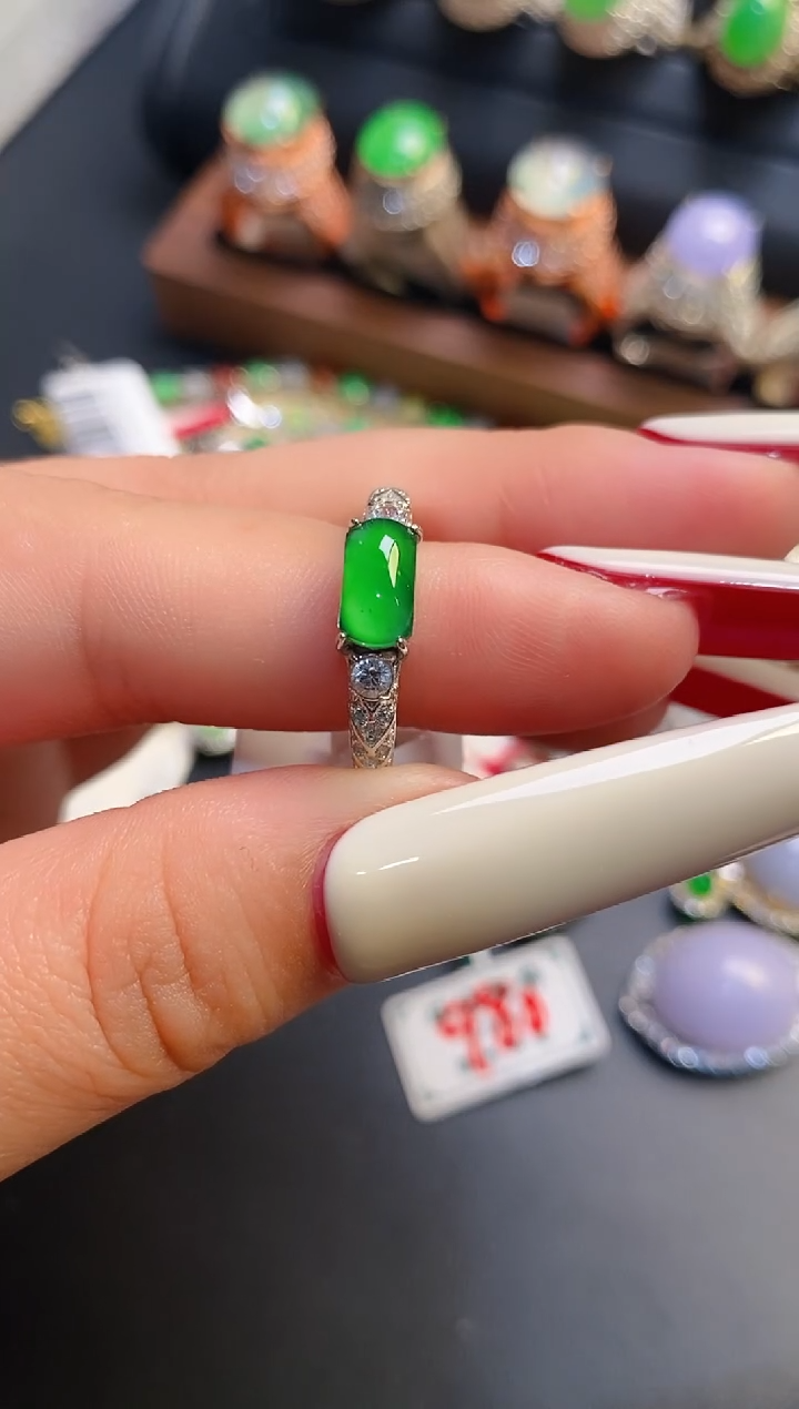 银S925镶嵌戒指翡翠天然
