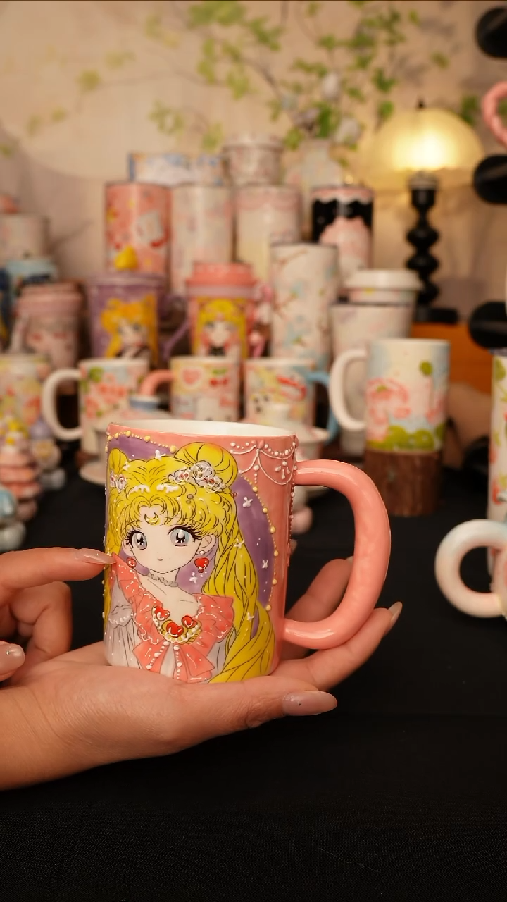 陶景德镇手绘的杯子  