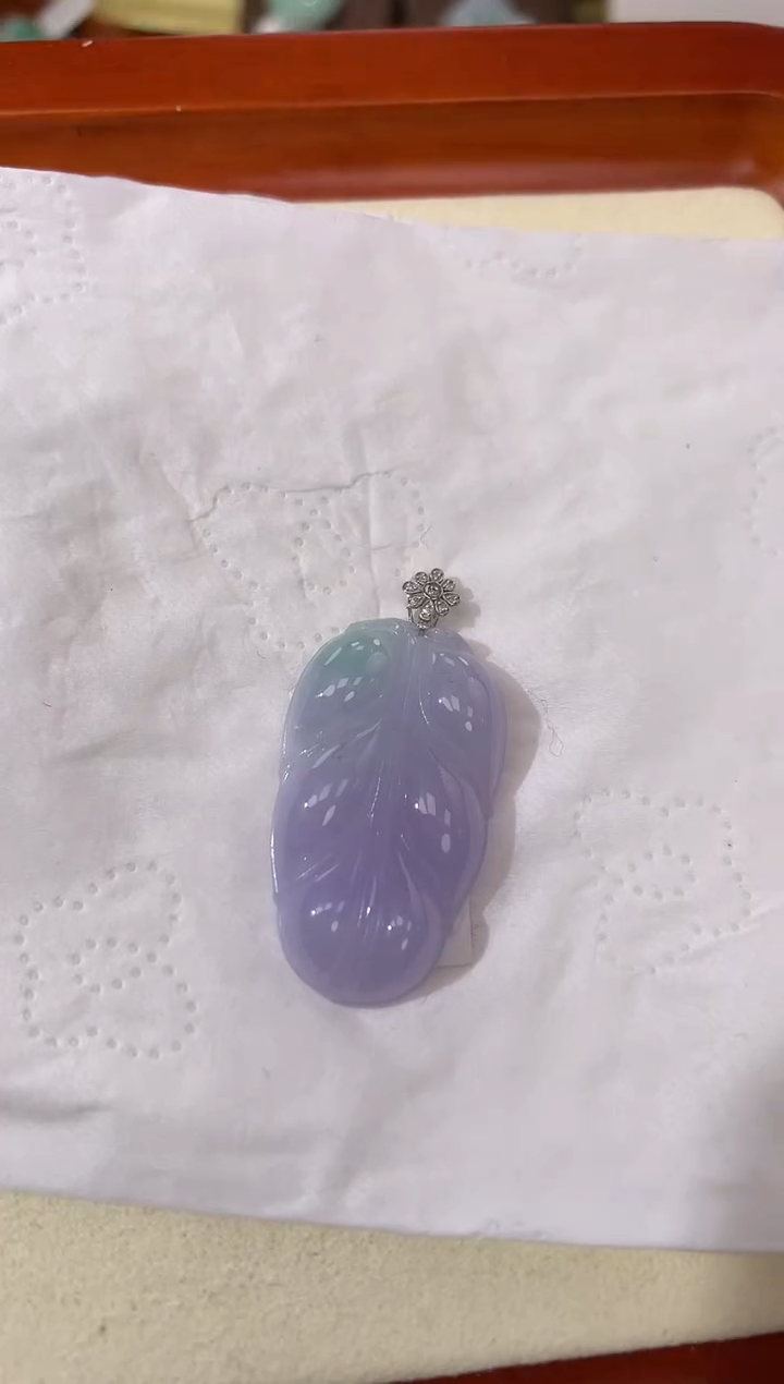 【闪购商品】翡翠颈饰18K金镶嵌天然缅甸a货翡翠