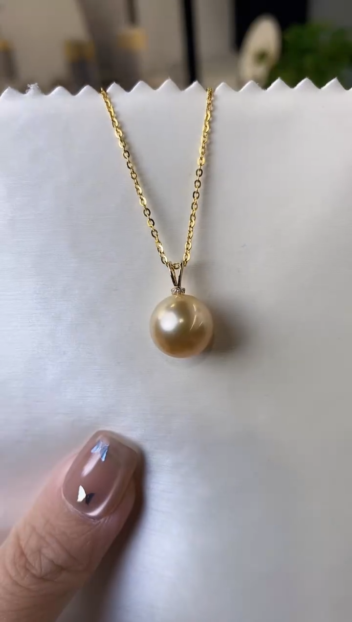 【闪购商品】海水珍珠吊坠(赠链)18K金镶嵌11-12南洋金珍珠吊坠