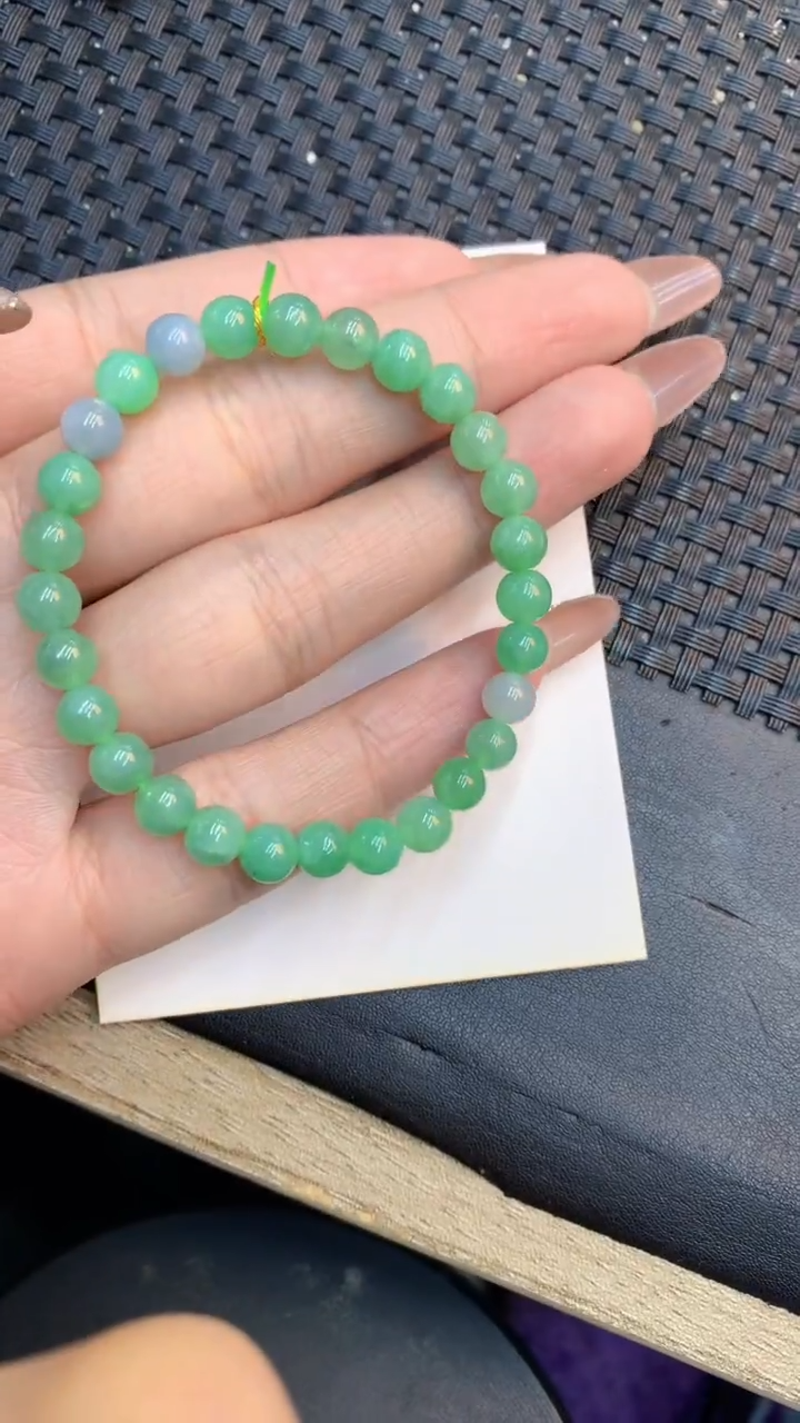 颈饰未镶嵌翡翠1