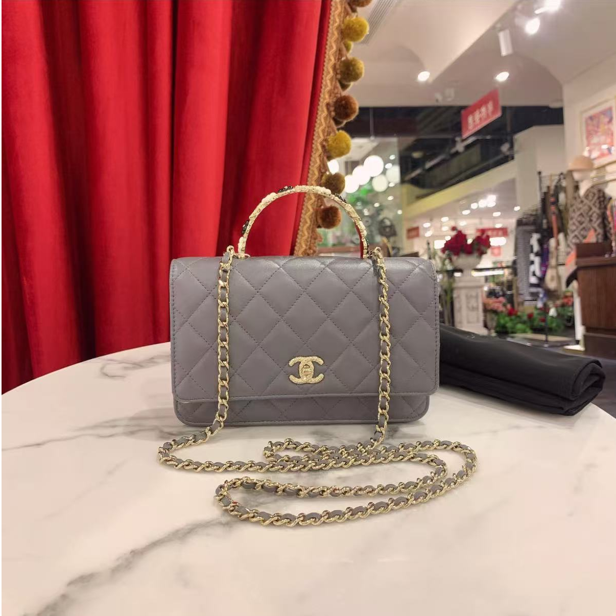 95新 Chanel/香奈儿 23K山茶花手柄woc灰色单肩包芯片款 65729310