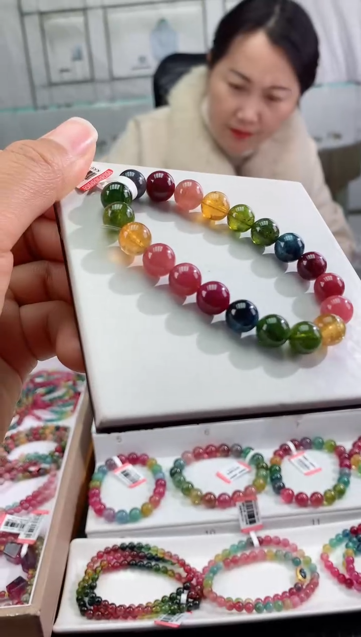 【闪购商品】碧玺手链未镶嵌多样性发一条