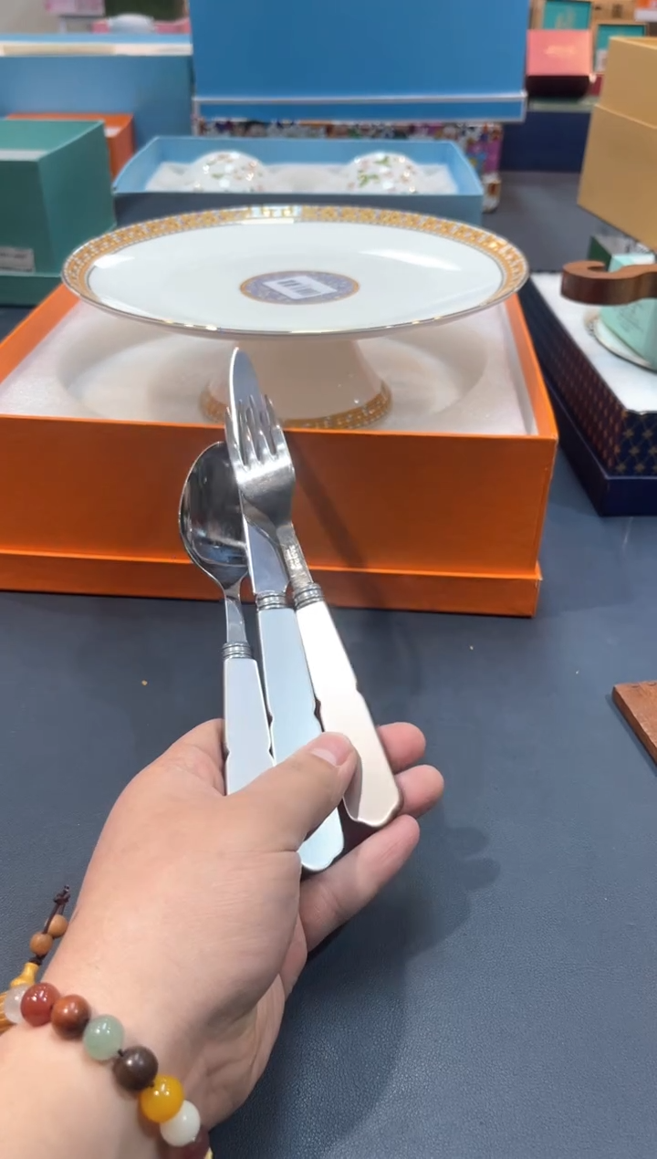 【闪购商品】碗EB02全场正品，京东包邮