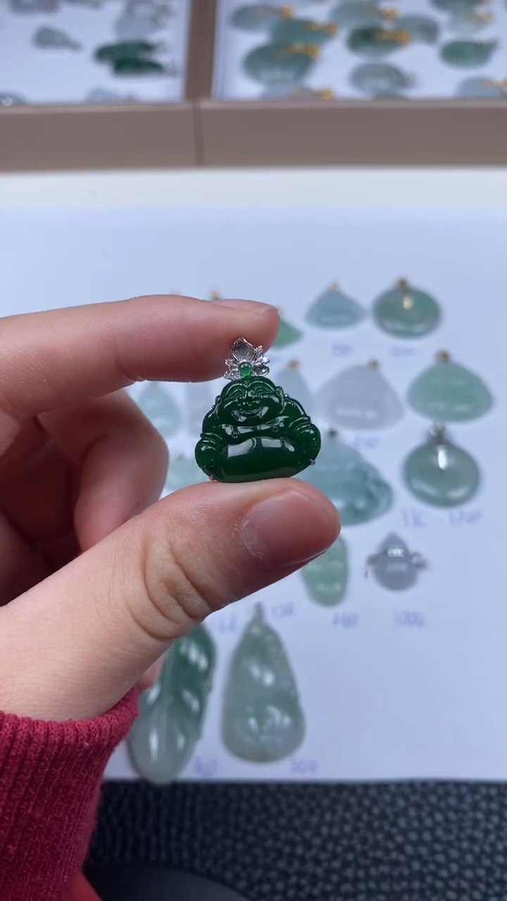 【闪购商品】翡翠挂件未镶嵌佛公