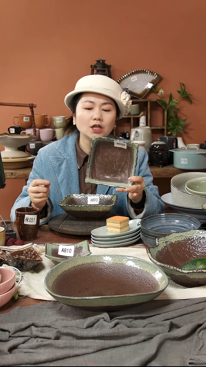 陶瓷A949陶瓷复古窑变釉三足方盘一个微瑕15*4.5