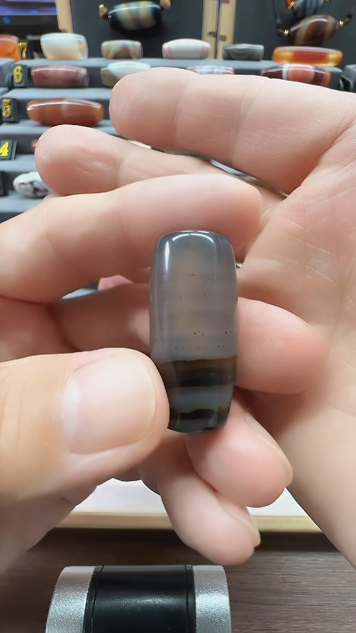 未镶嵌颈饰玛瑙/玉髓玛瑙35*17