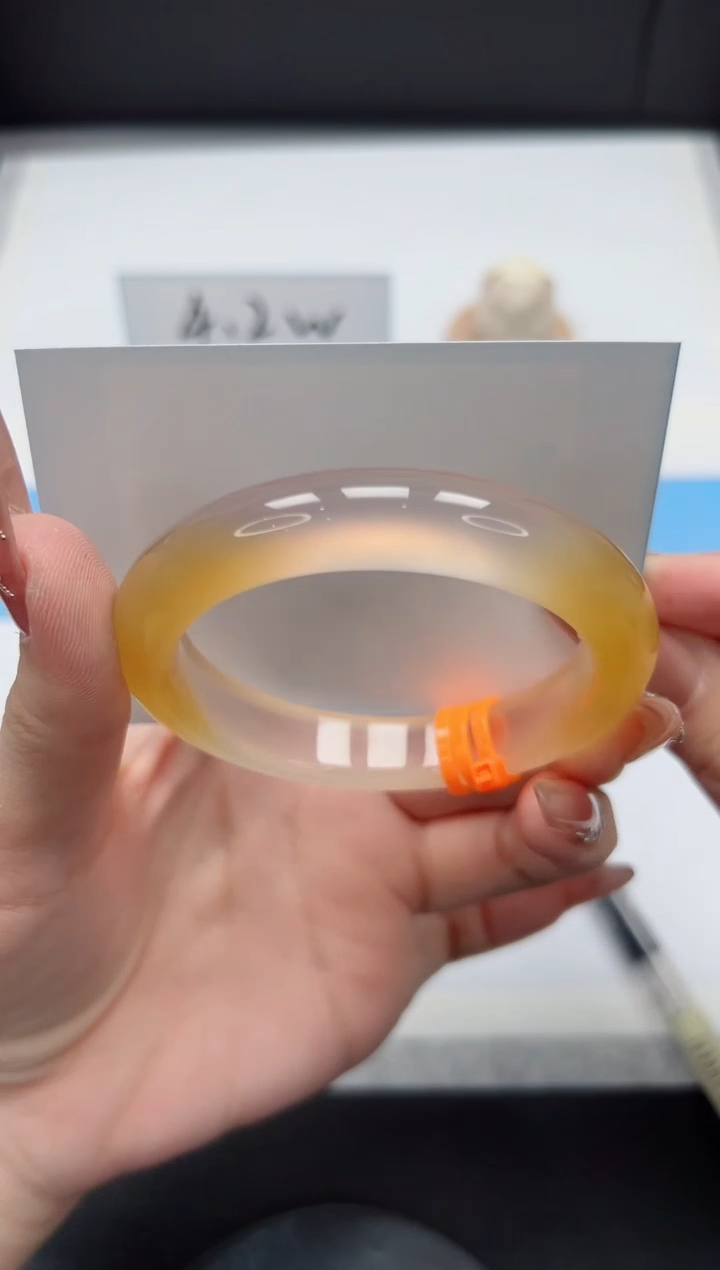 【闪购商品】石英质玉手镯未镶嵌209/香槟56.1