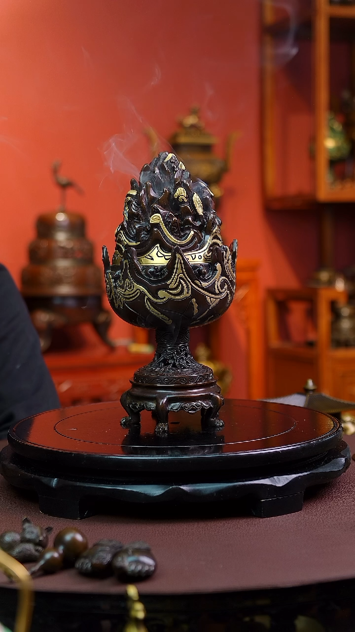 【闪购商品】带底座博山熏香炉          