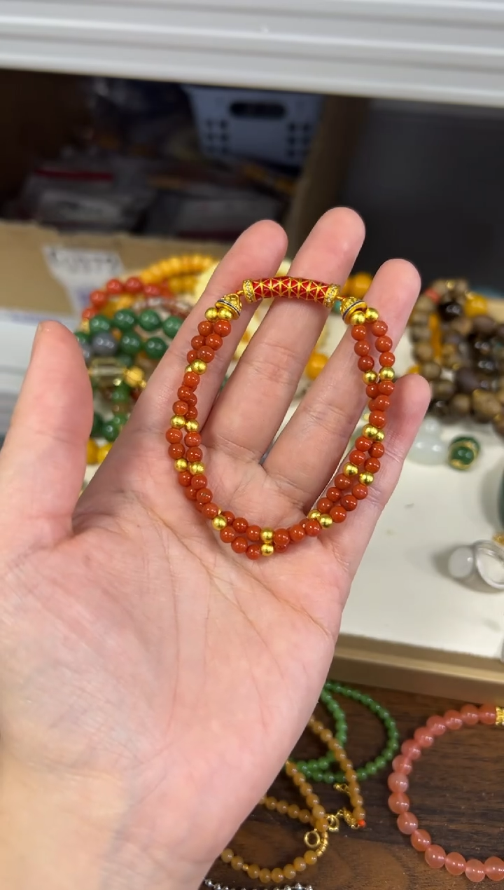 未镶嵌手链南红玛瑙南红玛瑙扭麻花设计款手链[44]