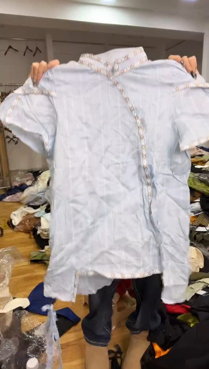 半袖       L码        115-135斤