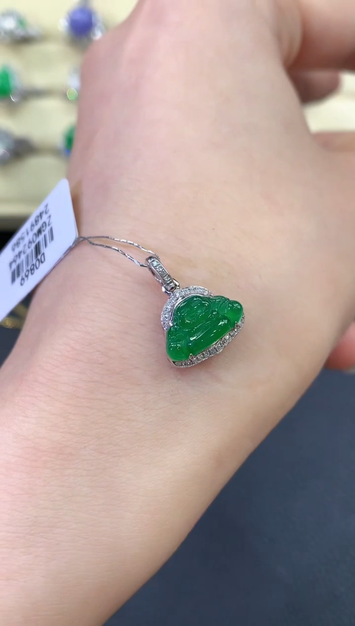 【闪购商品】翡翠吊坠(不含链)18K金镶嵌B23多样性一件发货