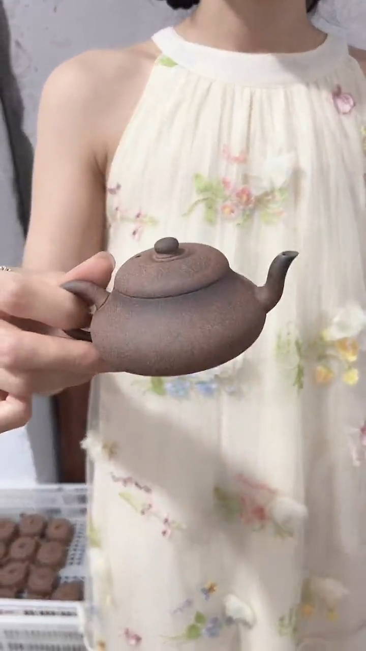 原矿老岩泥黄泥段君德虚扁壶100ml