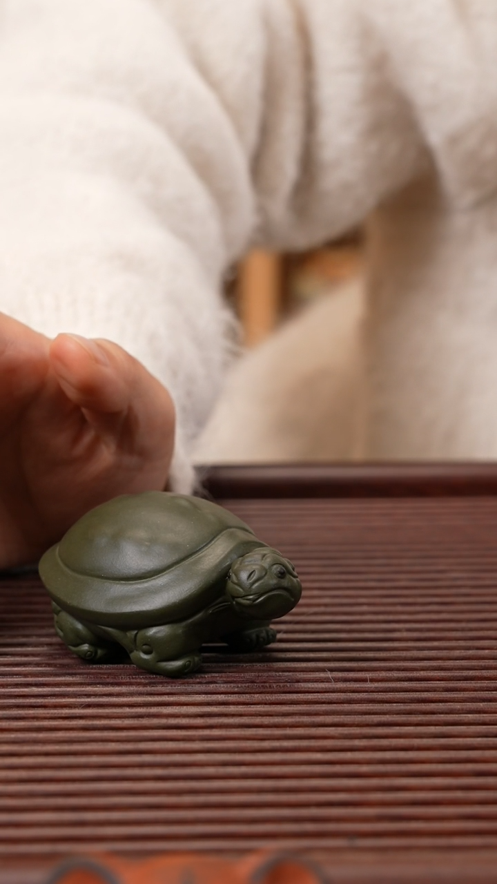 【闪购商品】紫砂茶宠绿泥小龟