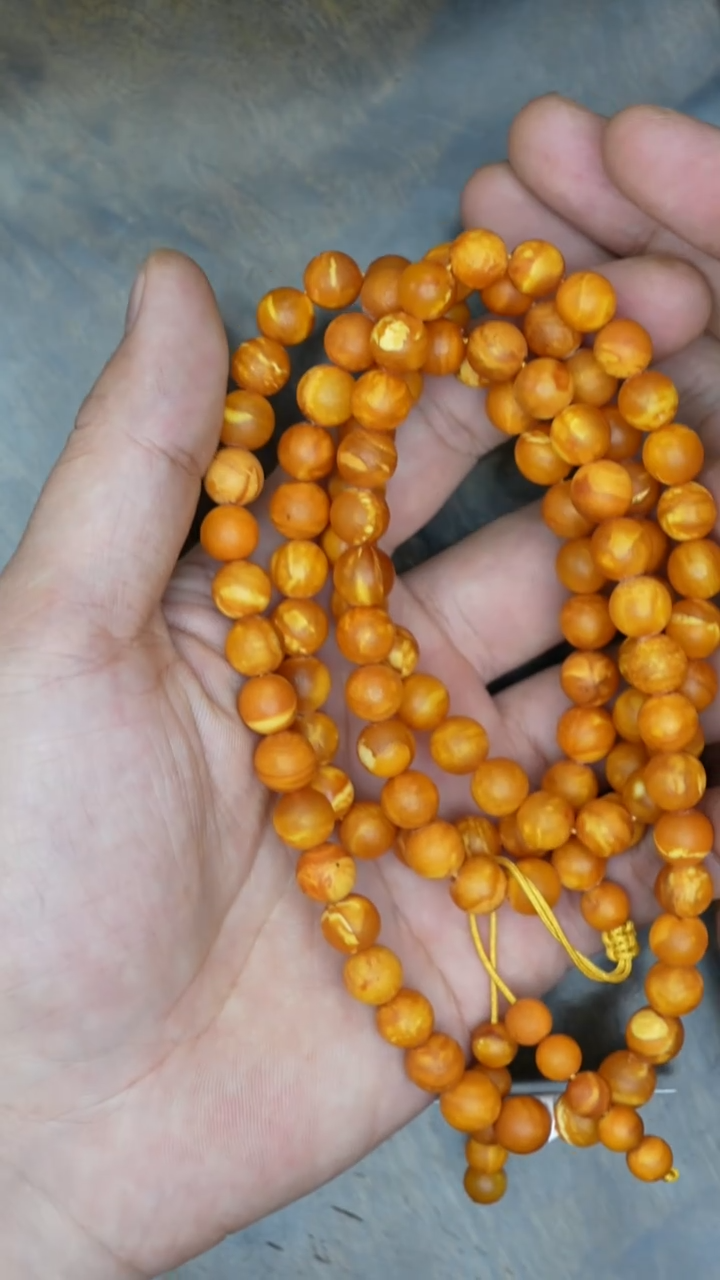 【闪购商品】琥珀裸石未镶嵌橘皮老花蜡108