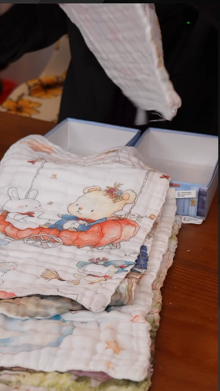 陶120-3条装礼盒数码童巾2盒一组-猪兔虎【CF5830】