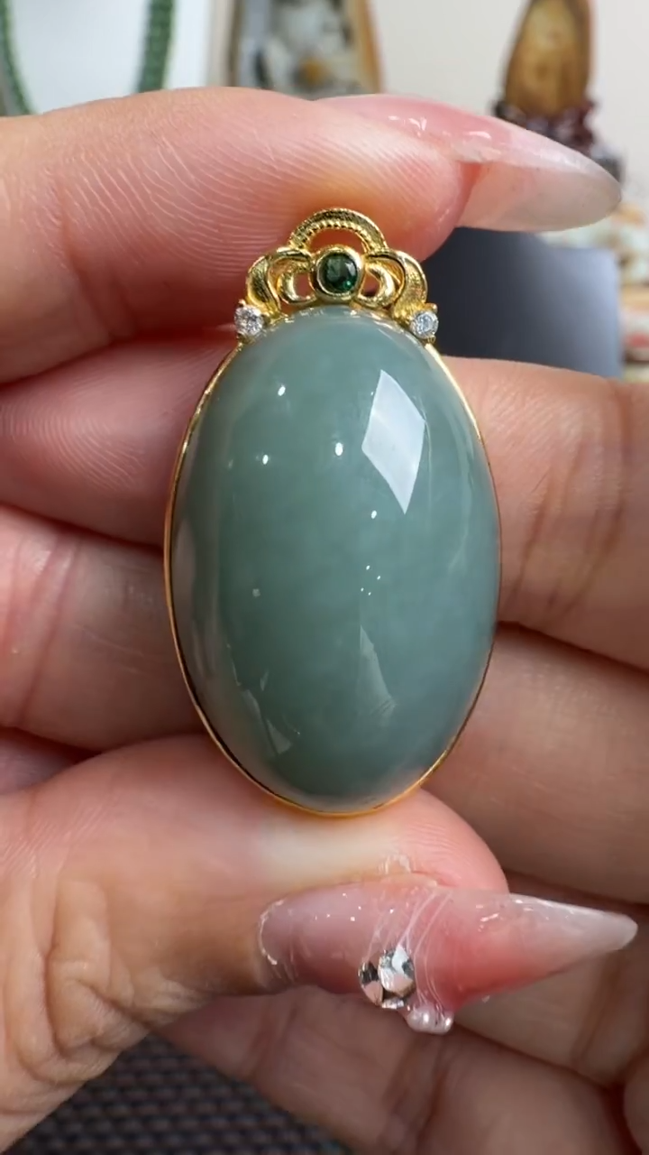 颈饰未镶嵌和田玉挂件