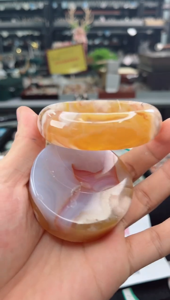 【闪购商品】石英质玉手镯未镶嵌59圈口（赠品镯心）3547543