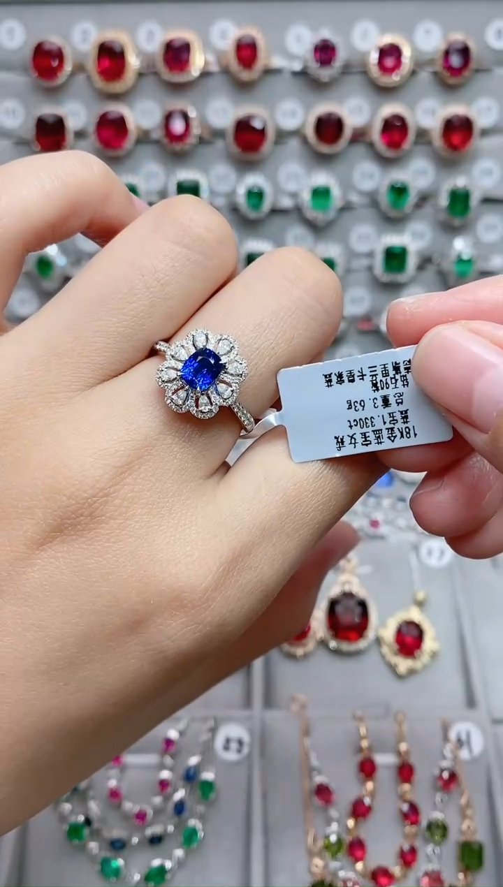 【闪购商品】蓝宝石18K金戒指18K金镶嵌.